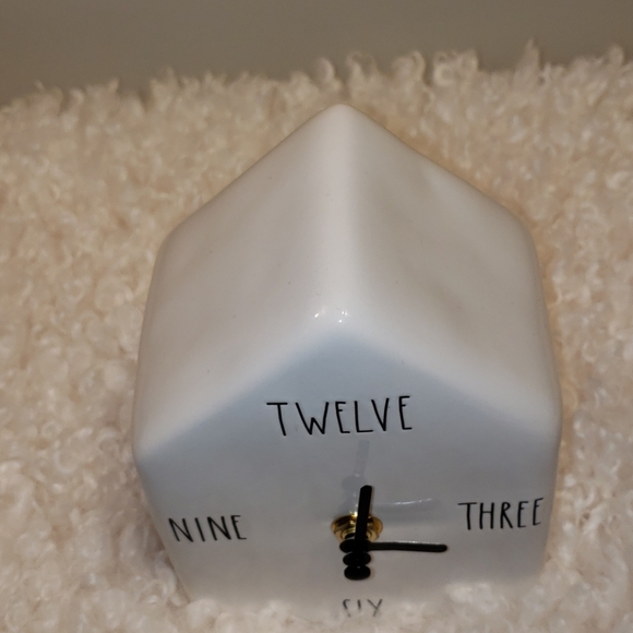 Rae dunn WHITE BIRDHOUSE CLOCK - Picture 3 of 3